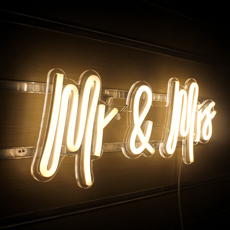 Mr & Mrs LED Neon Sign