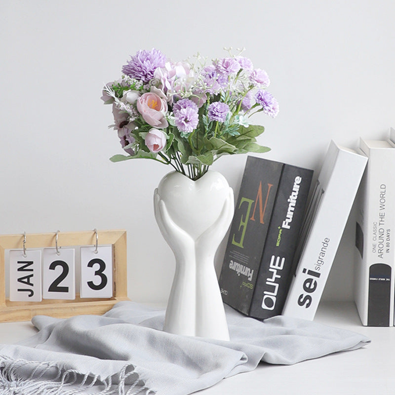 Etta Vase - offbeatabode
