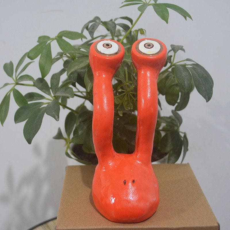 Peeping Snails - offbeatabode