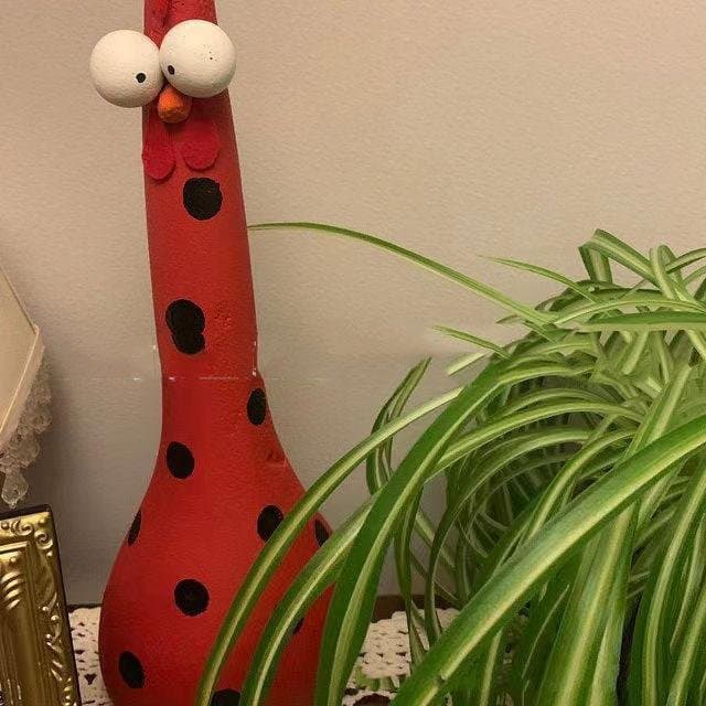 Silly Chicken Garden Ornaments - offbeatabode