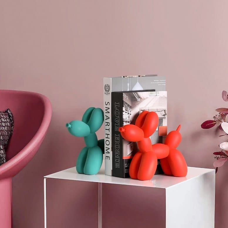 Balloon Dog - offbeatabode